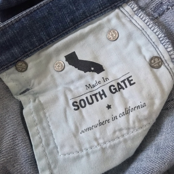 AG Jeans - Picture 14 of 16